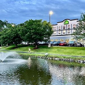 Wingate By Wyndham - Dulles International